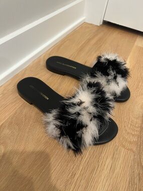 NEW Avec Moderation Fluffy Black & White Ostrich Feather Slides